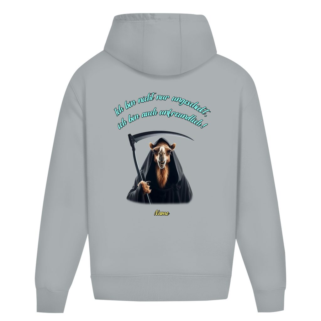 Modell Töffi * Elnika Oversize Hoodie * Unfreundlich