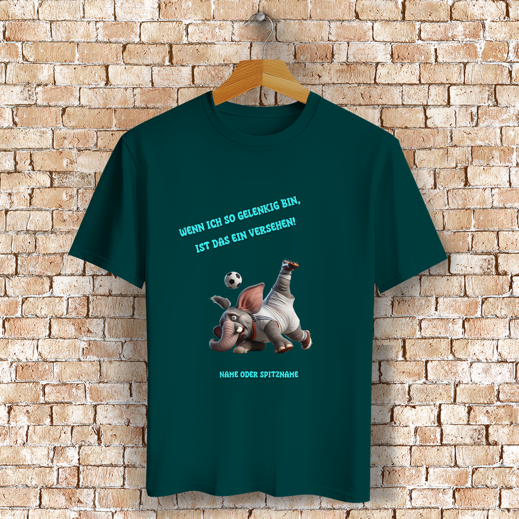 Modell Eleonore Elnika Bio T-Shirt Fussball