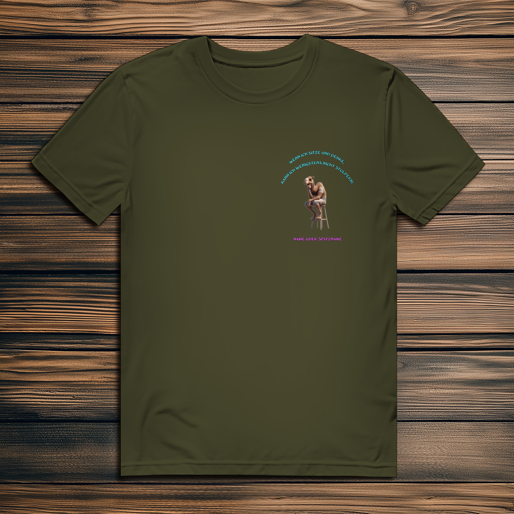 Modell Niko  * Elnika Herren Bio T-Shirt  * Denkerpose