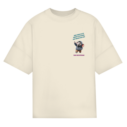 Modell Niklas * Elnika Oversize Bio T-Shirt * Tollpatschig aber lieb